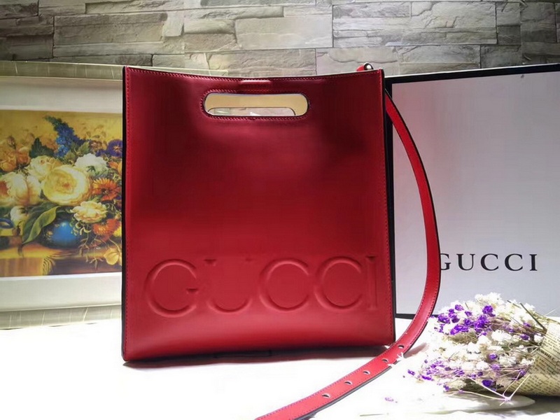 Gucci Handbags 846